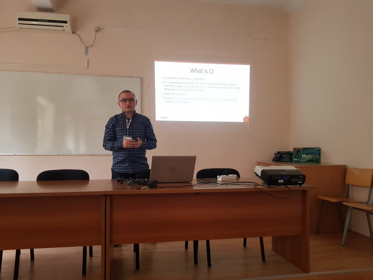 Jenkins presentation on FICT - Igor Stojanoski